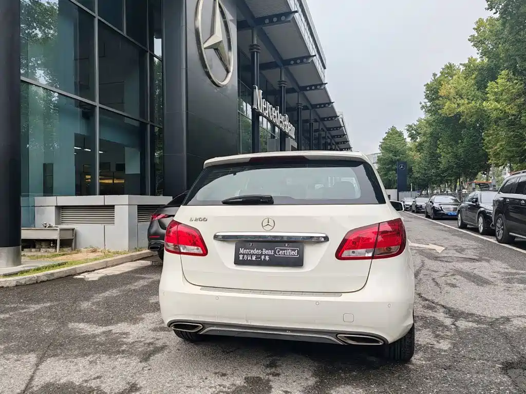 Mercedes-Benz B-Class — миниатюра 6