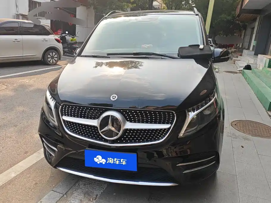 Mercedes-Benz V-Class — миниатюра 2