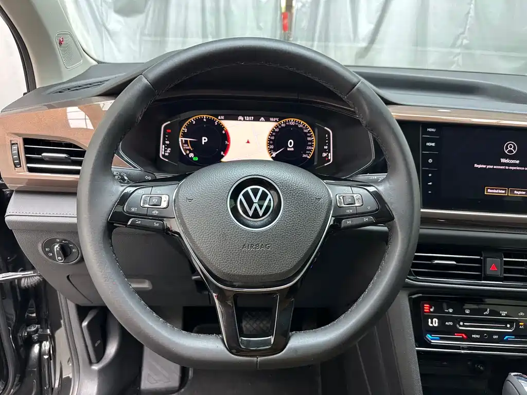 Volkswagen Tharu 2021 280TSI Flagship