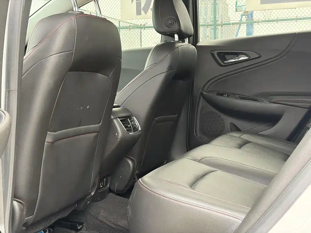 Chevrolet Malibu XL — миниатюра 10