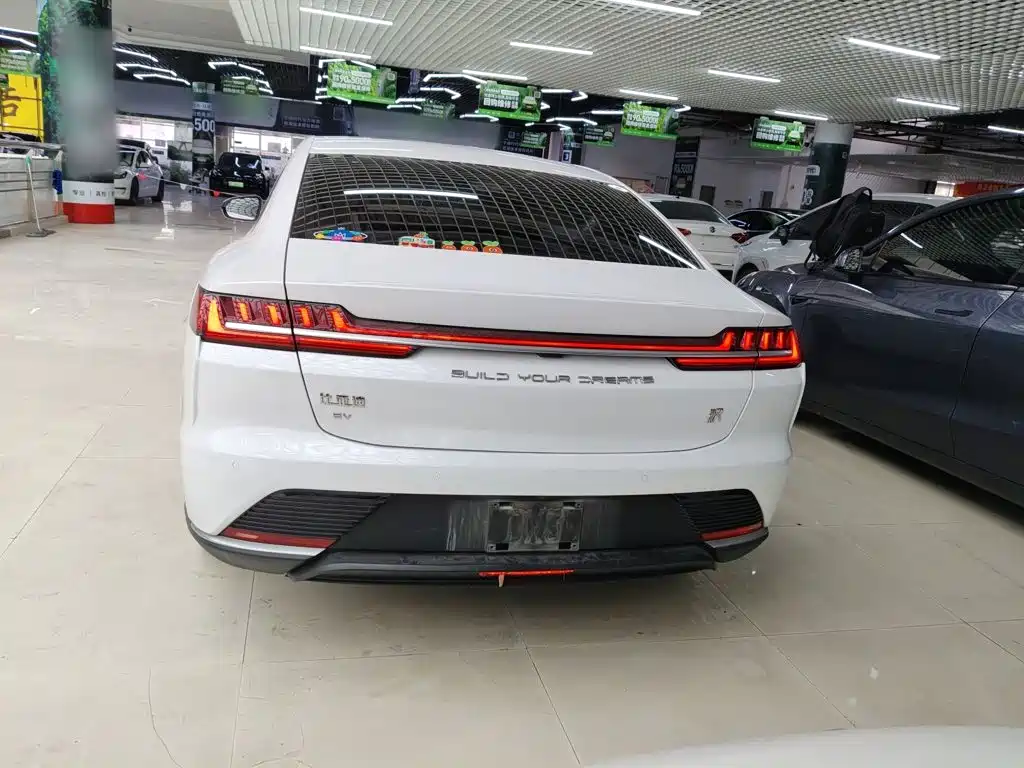 BYD Han — миниатюра 4