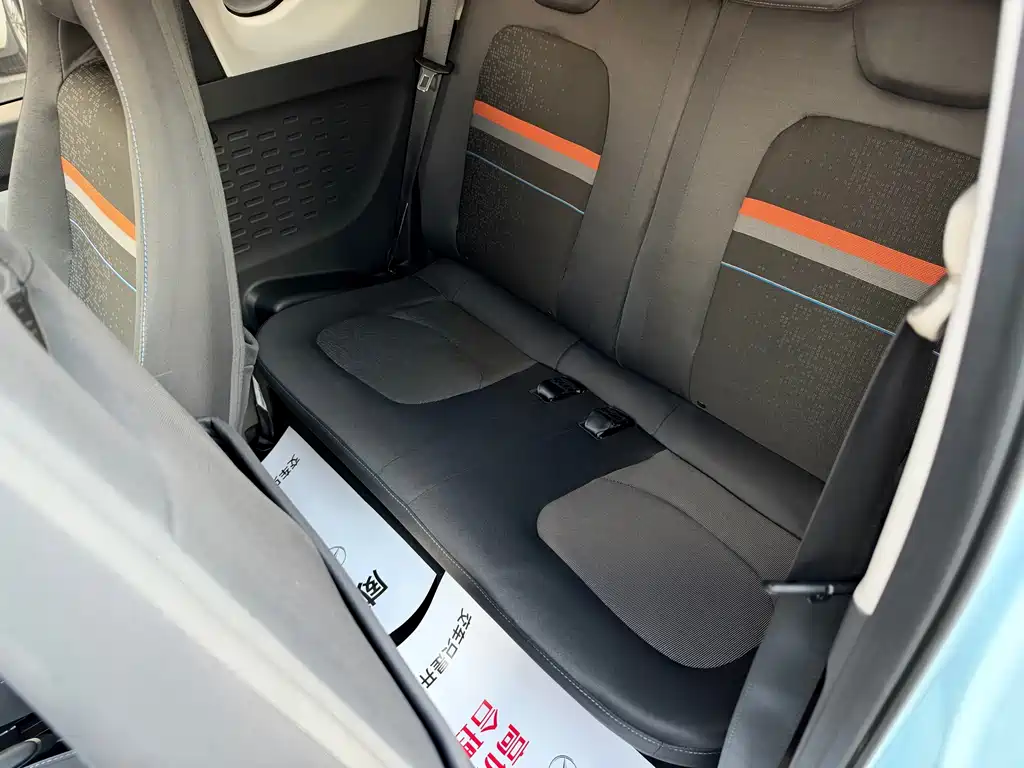 Wuling MINIEV — миниатюра 12