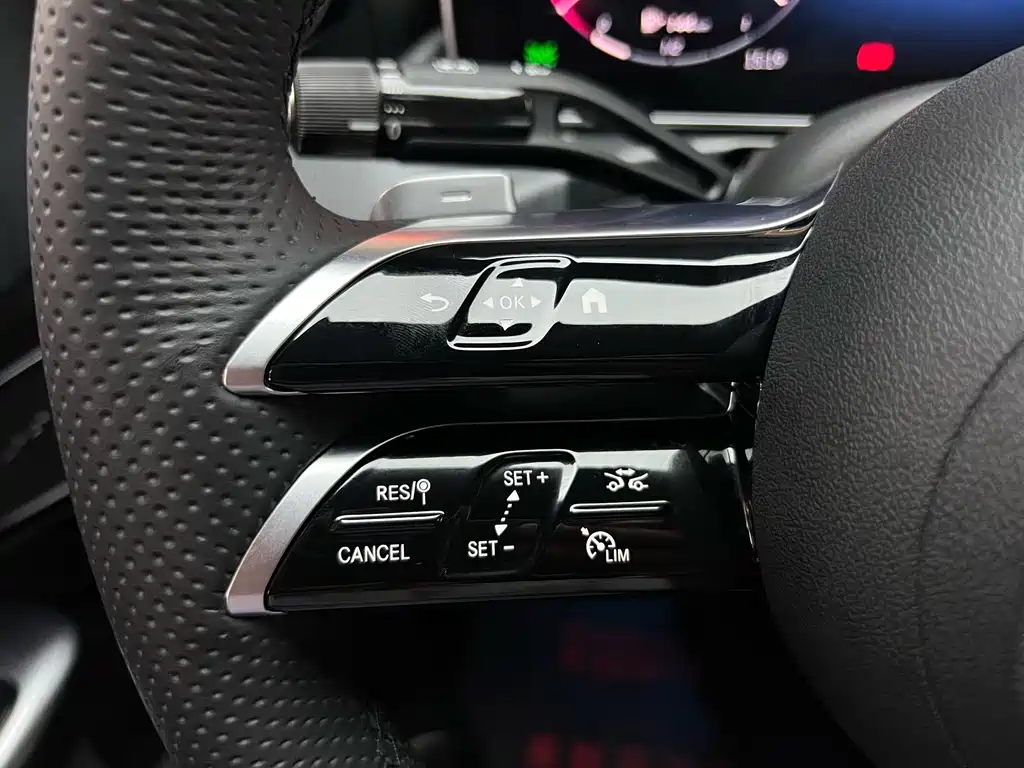Mercedes-Benz C-Class — миниатюра 21