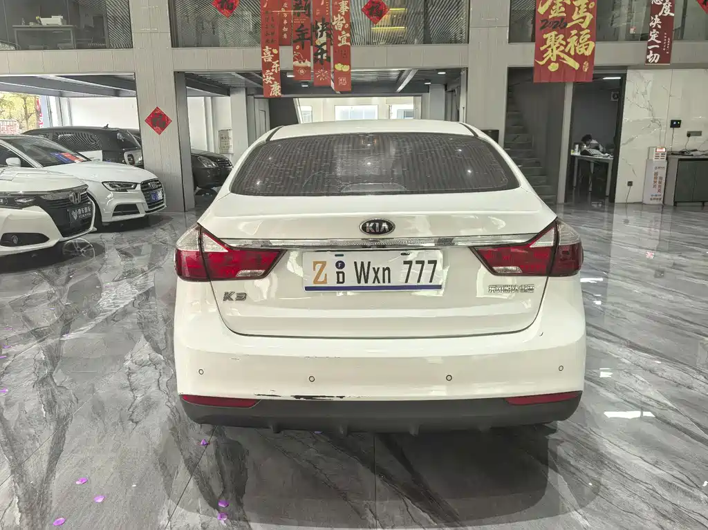 KIA K3