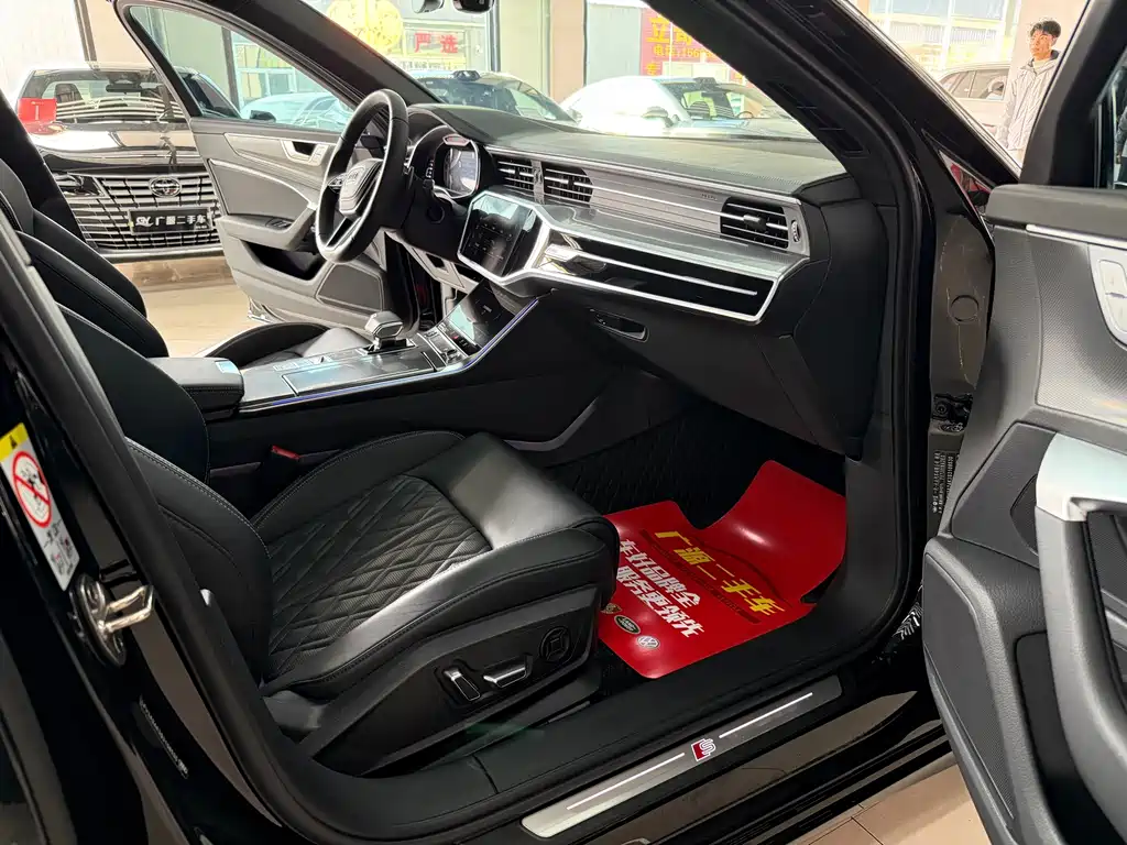 Audi A6L — миниатюра 9
