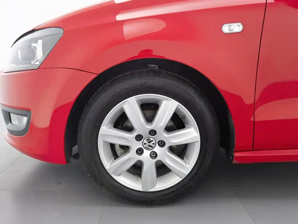 Volkswagen Polo — миниатюра 17