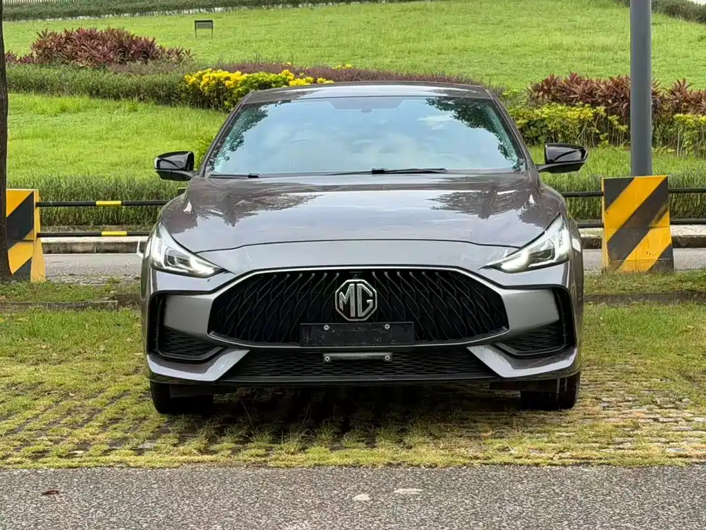 MG MG5 - фото 3