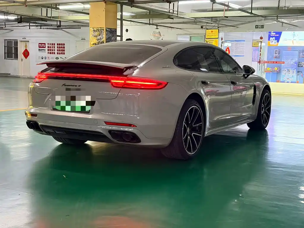 Porsche Panamera Hybrid — миниатюра 4