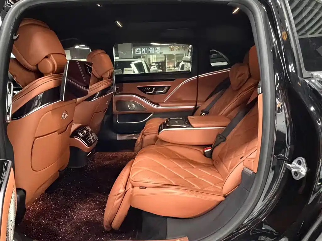 Mercedes-Benz S-Class — миниатюра 9