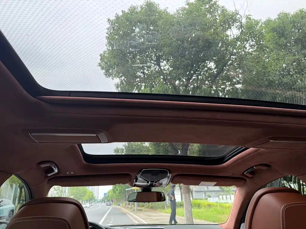 BMW 7 Series — миниатюра 16