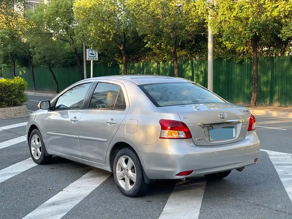 Toyota Vios — миниатюра 6