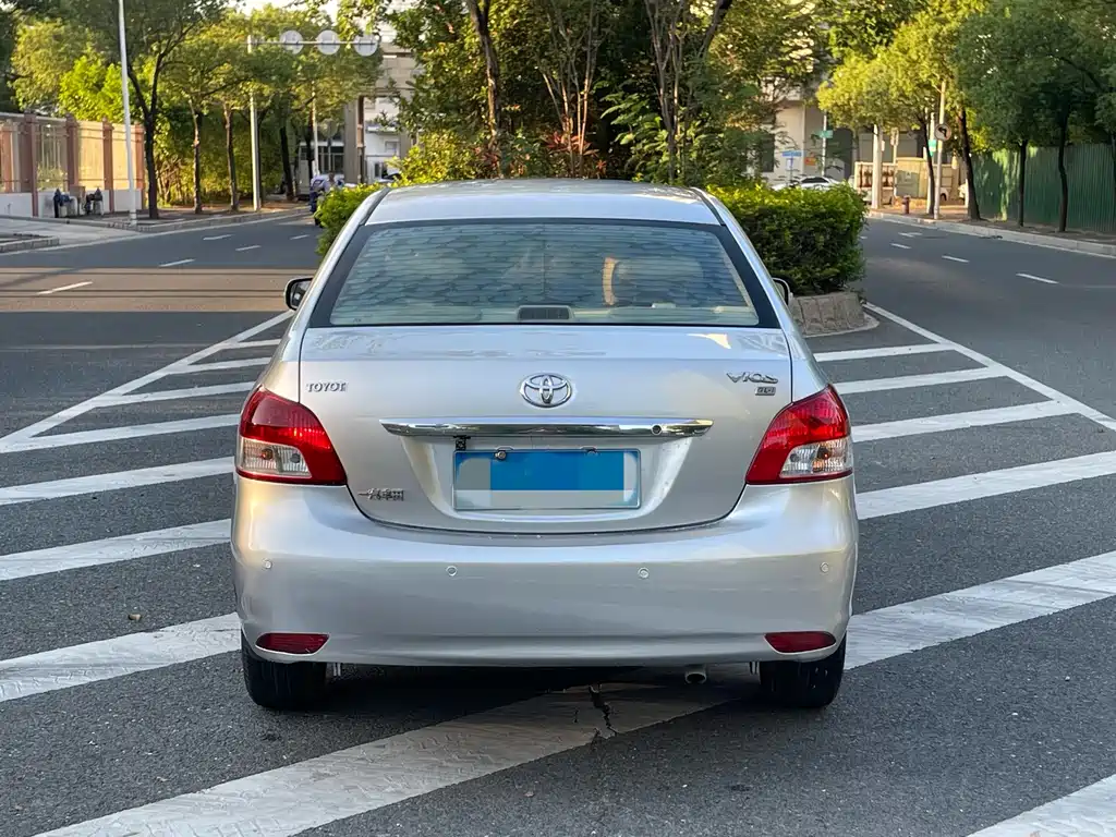 Toyota Vios — миниатюра 5