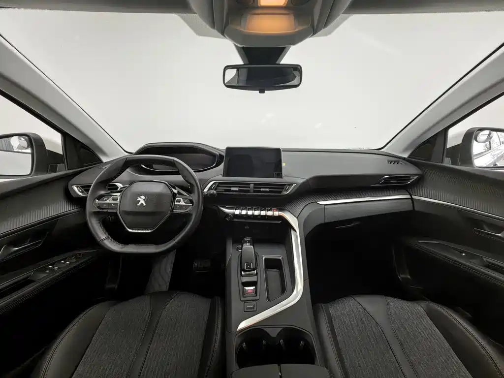 Peugeot 5008 — миниатюра 5