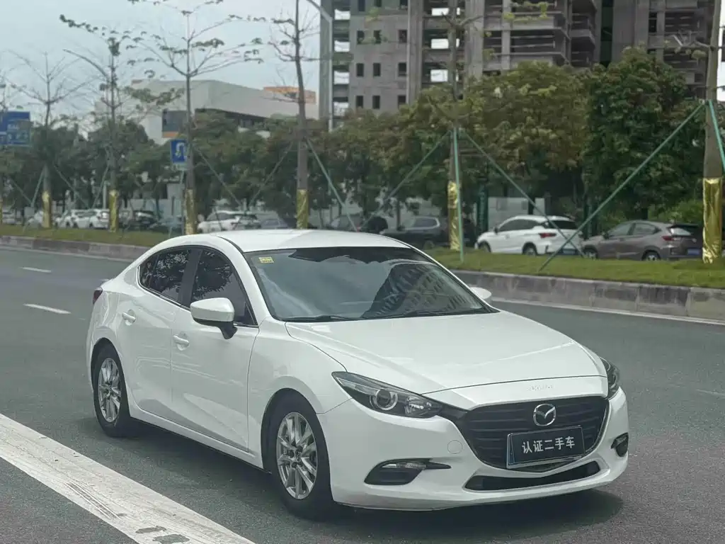 Mazda 3 Axela — миниатюра 3