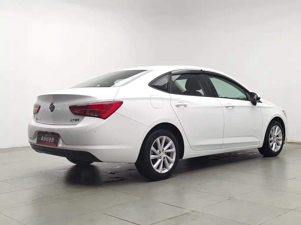 Buick Verano — миниатюра 2