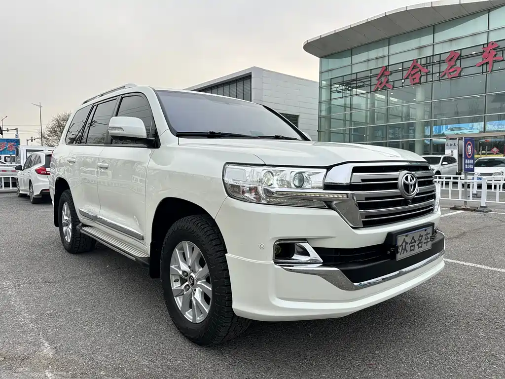 Toyota Land Cruiser 2019 4.0L AT