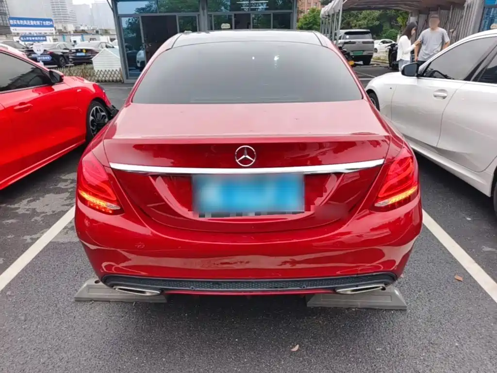 Mercedes-Benz C-Class — миниатюра 6