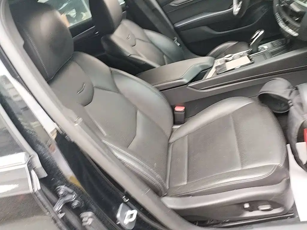 Cadillac CT5 — миниатюра 25