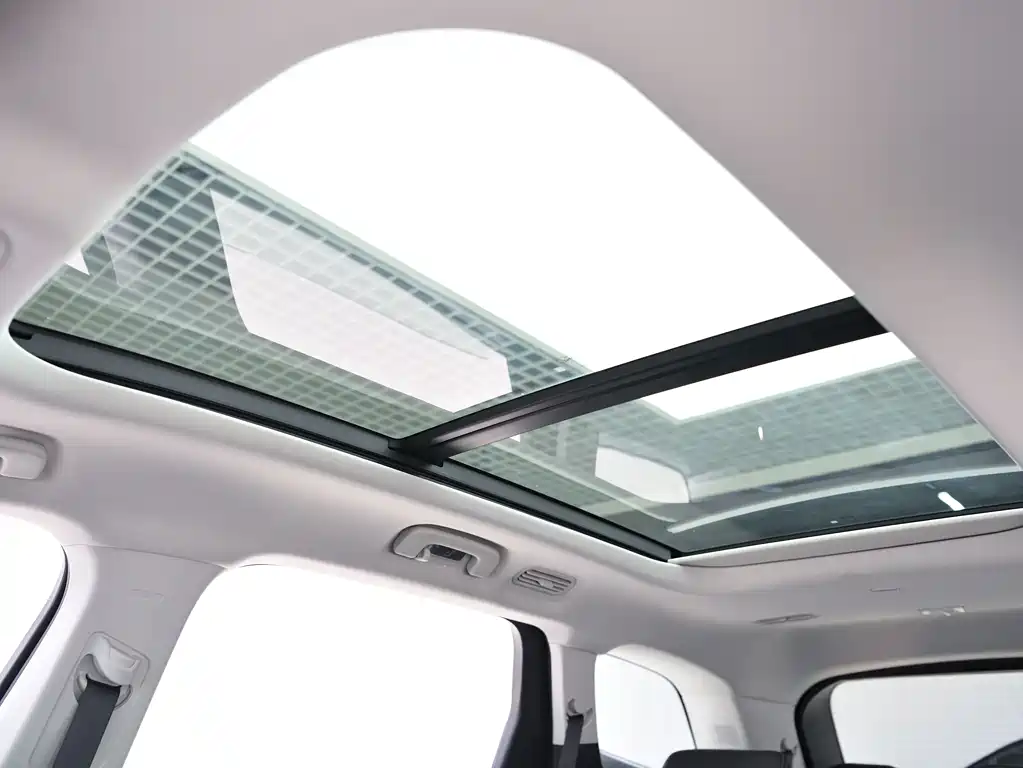 Ford Edge — миниатюра 16