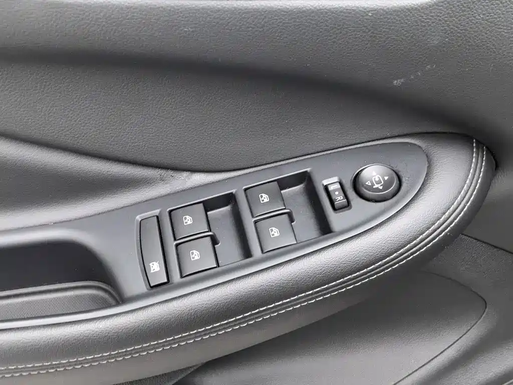 Buick Envision Plus — миниатюра 9