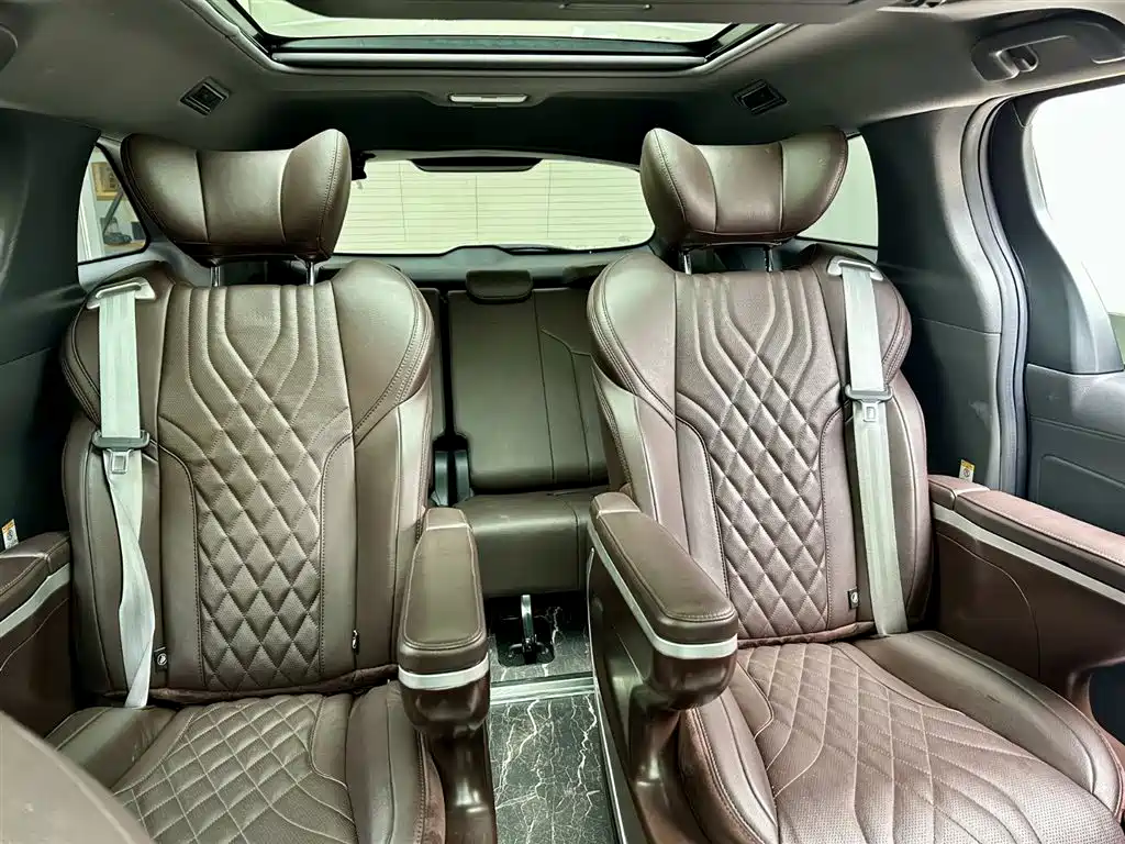 Toyota Sienna 2021 2.5L