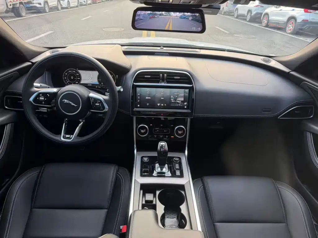 Jaguar XEL — миниатюра 11