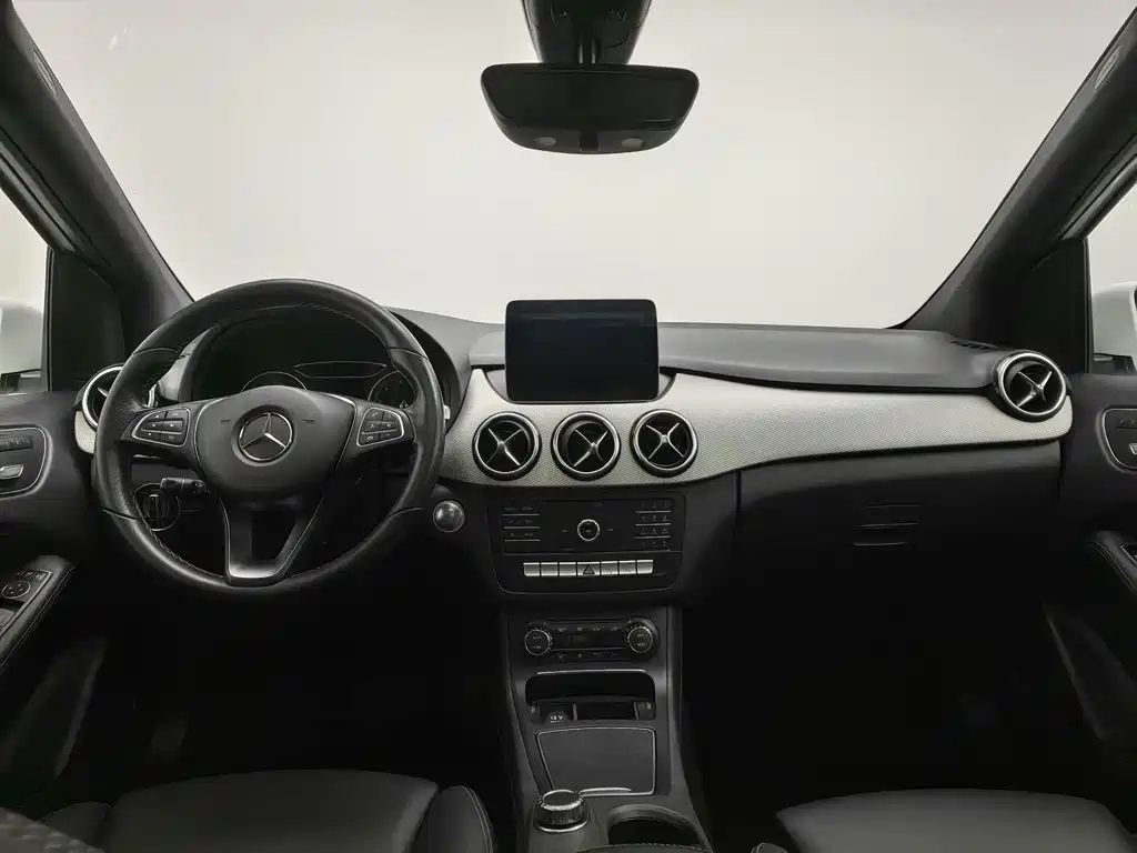 Mercedes-Benz B-Class — миниатюра 5