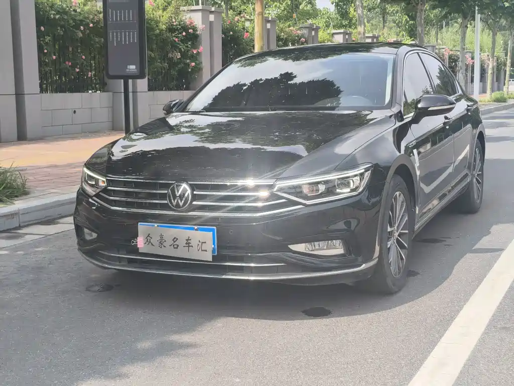 Volkswagen Magotan 2021