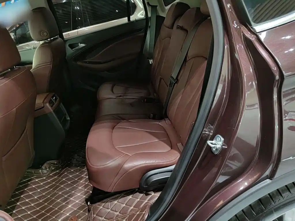 Buick Envision Plus — миниатюра 17
