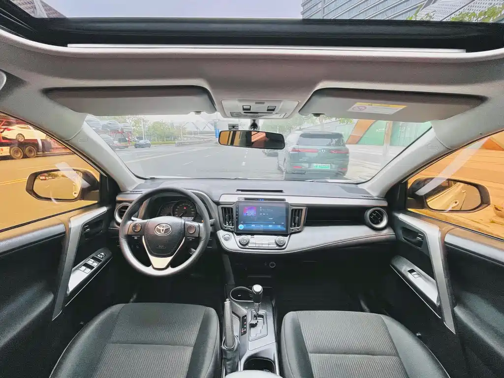 TOYOTA RAV4 RONGFANG