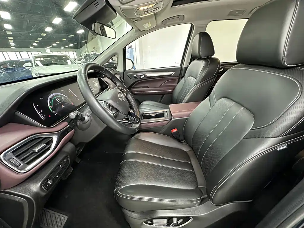 GAC Motor Trumpchi M6 — миниатюра 7