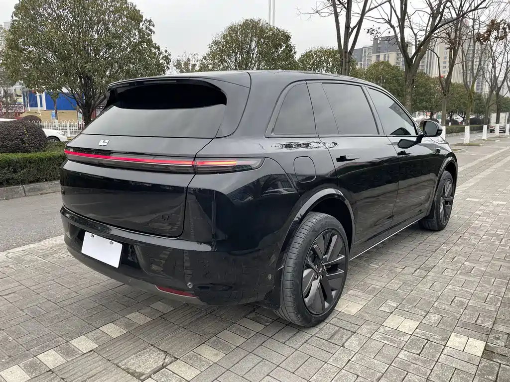 Li Auto IDEAL L7