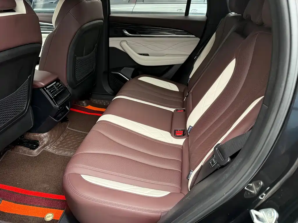 Geely Xingyue L — миниатюра 12