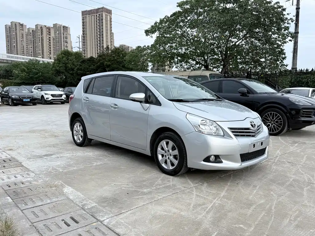 Toyota Verso — миниатюра 3