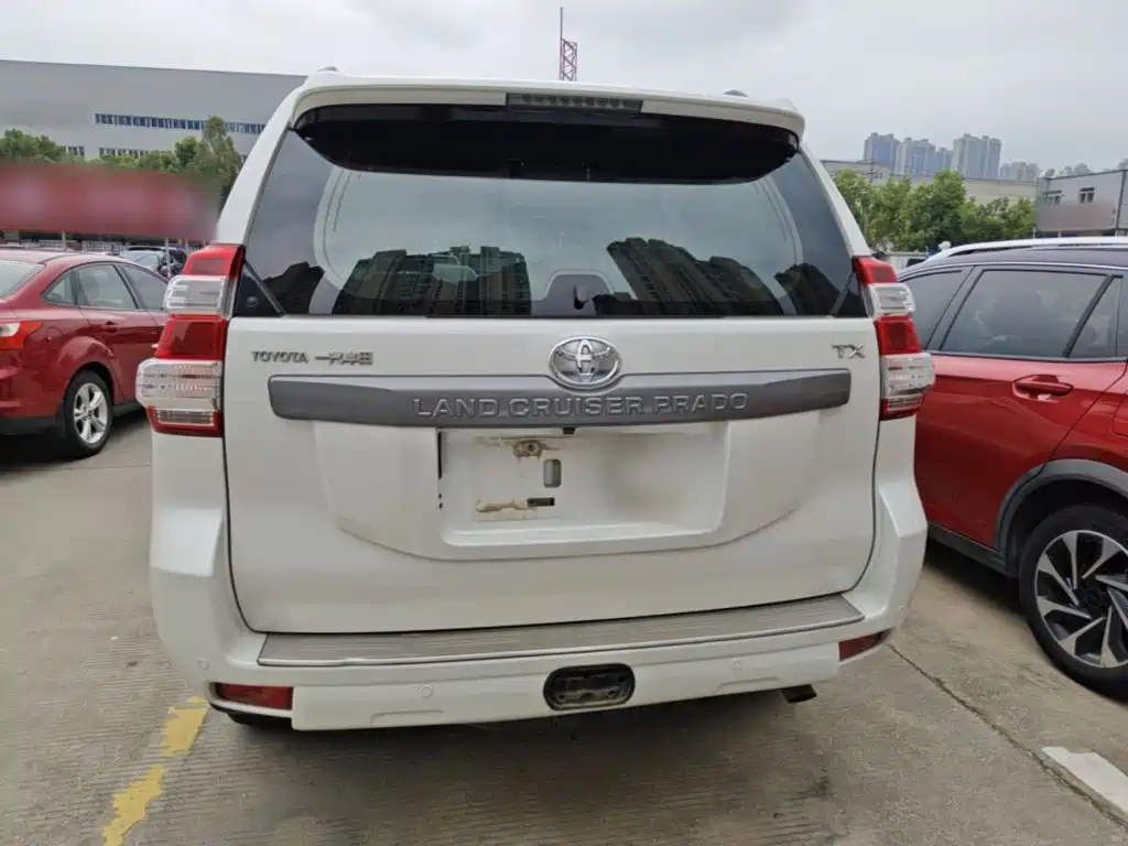 Toyota Prado — миниатюра 6