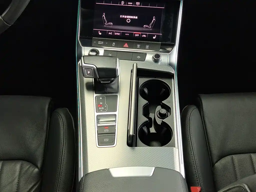 Audi A6L — миниатюра 12