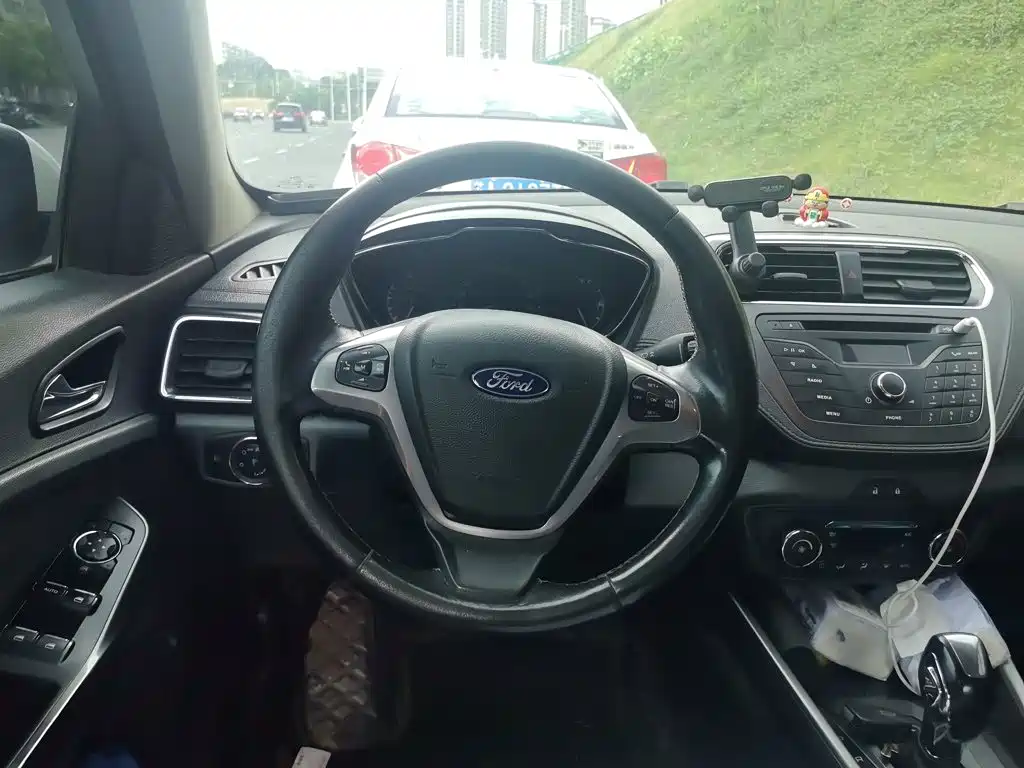 Ford Escort — миниатюра 3