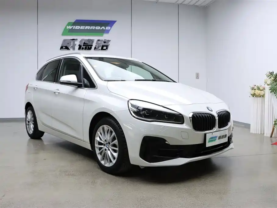 BMW 2 серии 2 2018 218i Lead