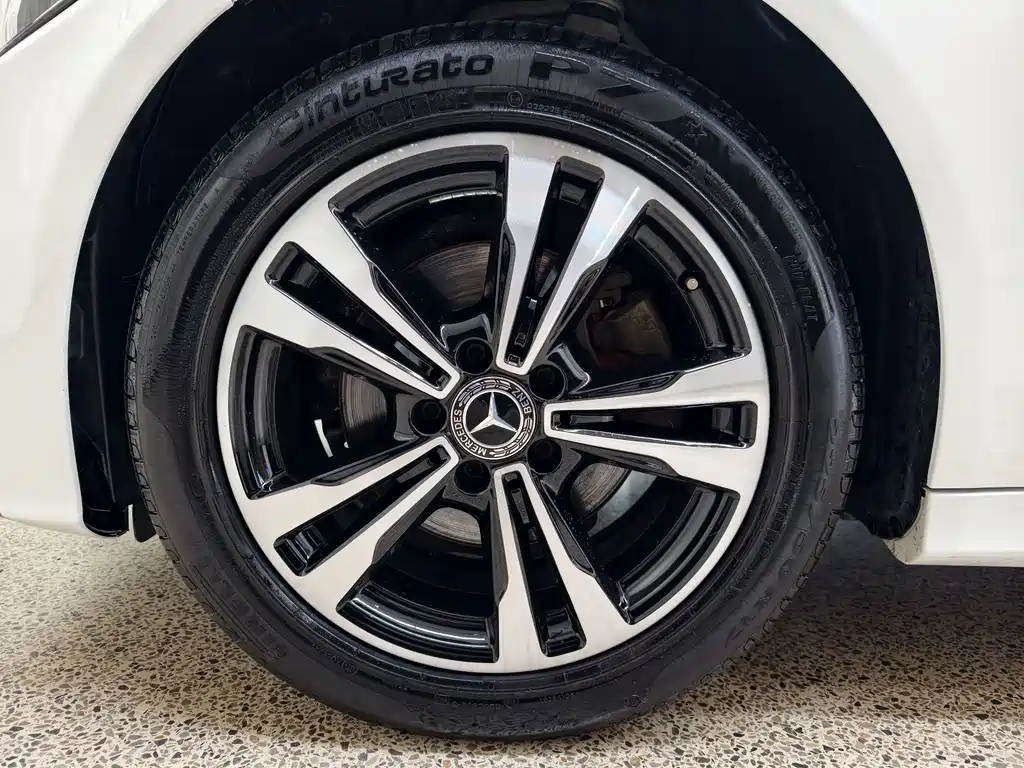 Mercedes-Benz C-Class — миниатюра 30