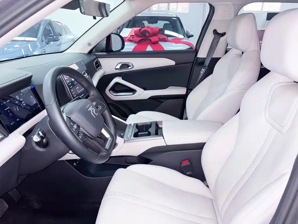 BYD Yuan UP — миниатюра 14