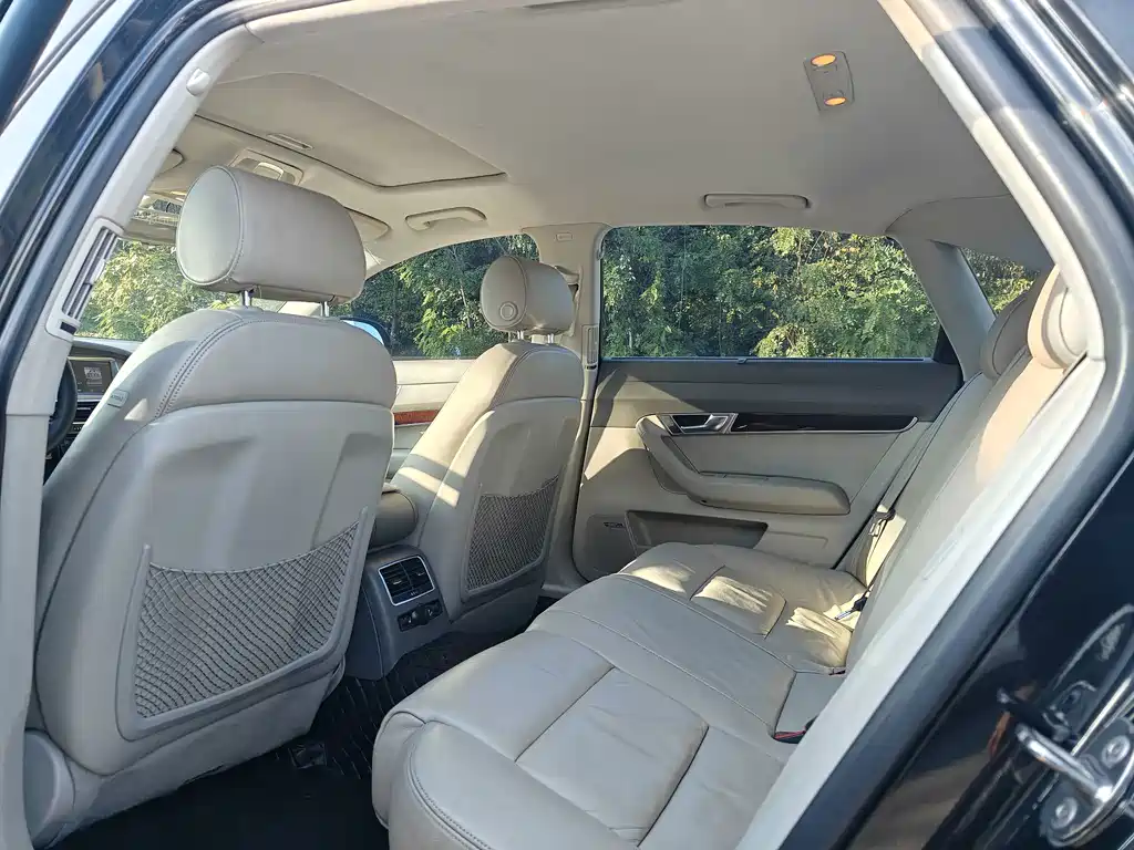 Audi A6L — миниатюра 9