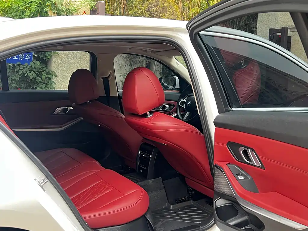 BMW i3 — миниатюра 10