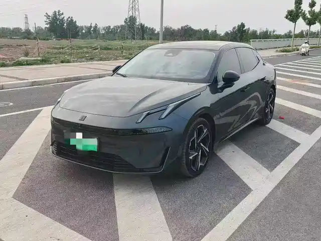 2024 Lynk & Co 07