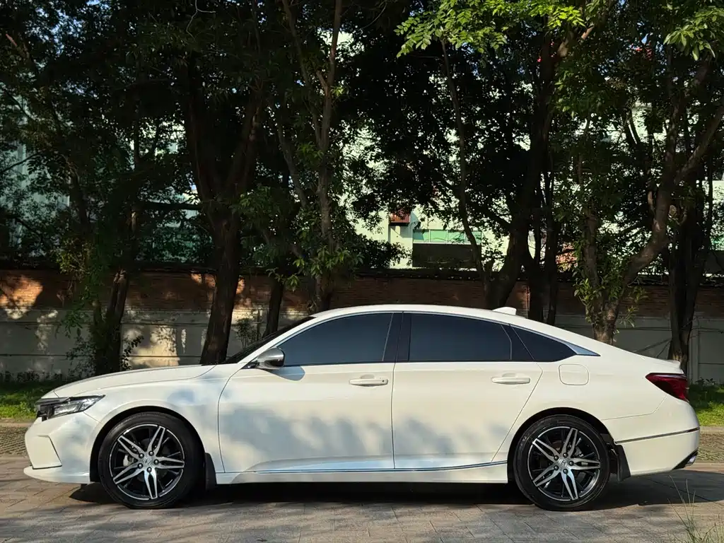 Honda Inspire — миниатюра 5