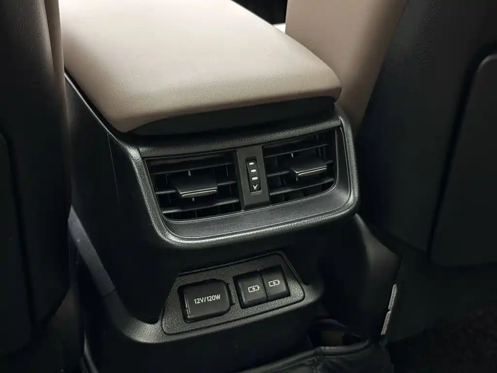 Lexus ES — миниатюра 21