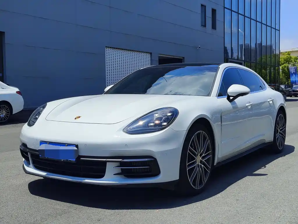 Porsche Panamera 2020