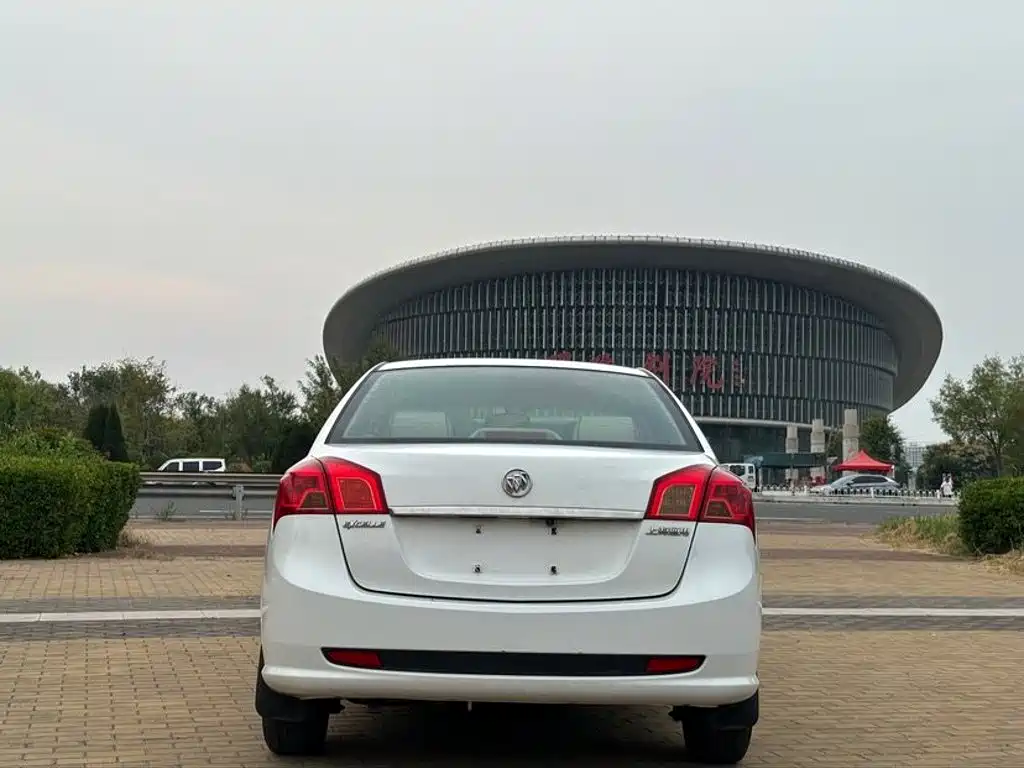 Buick Excelle — миниатюра 5