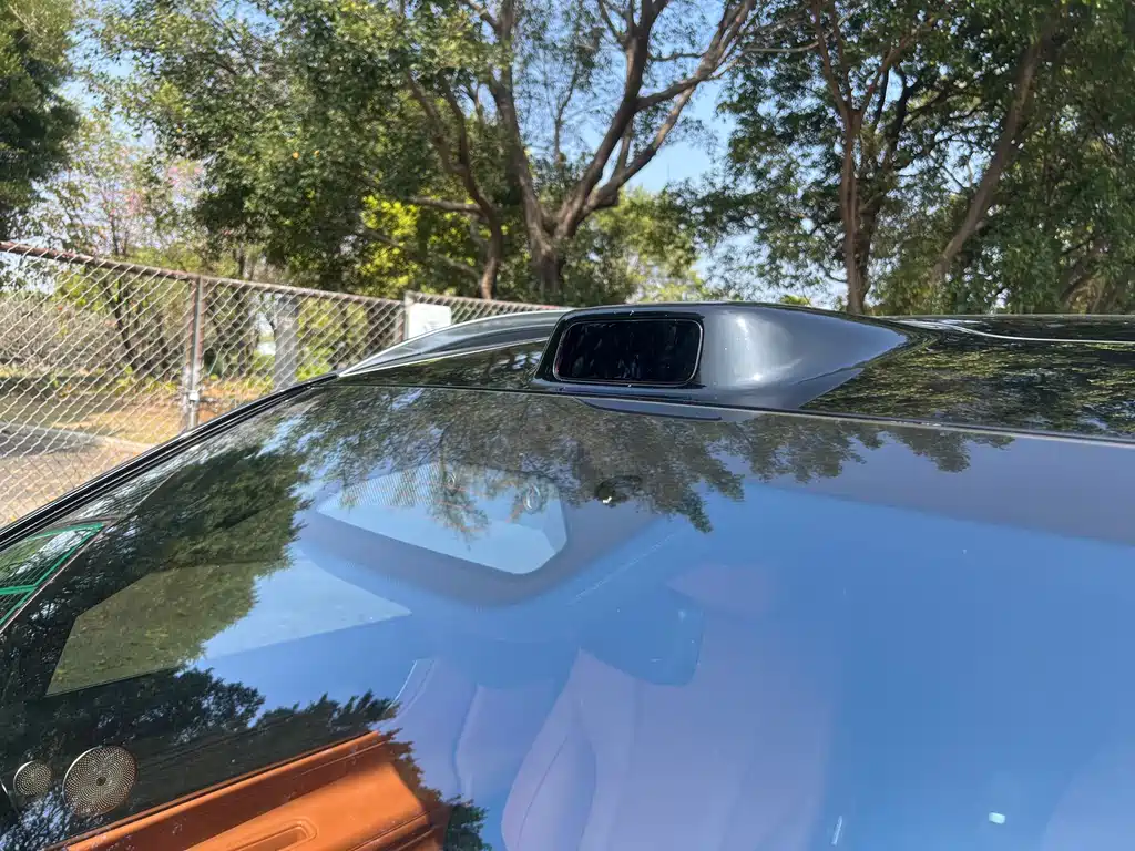 AITO ASK THE WORLD M9