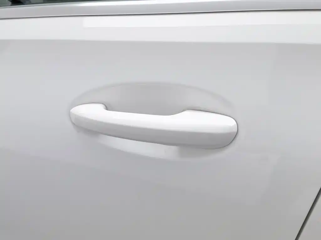 Mercedes-Benz C-Class — миниатюра 18