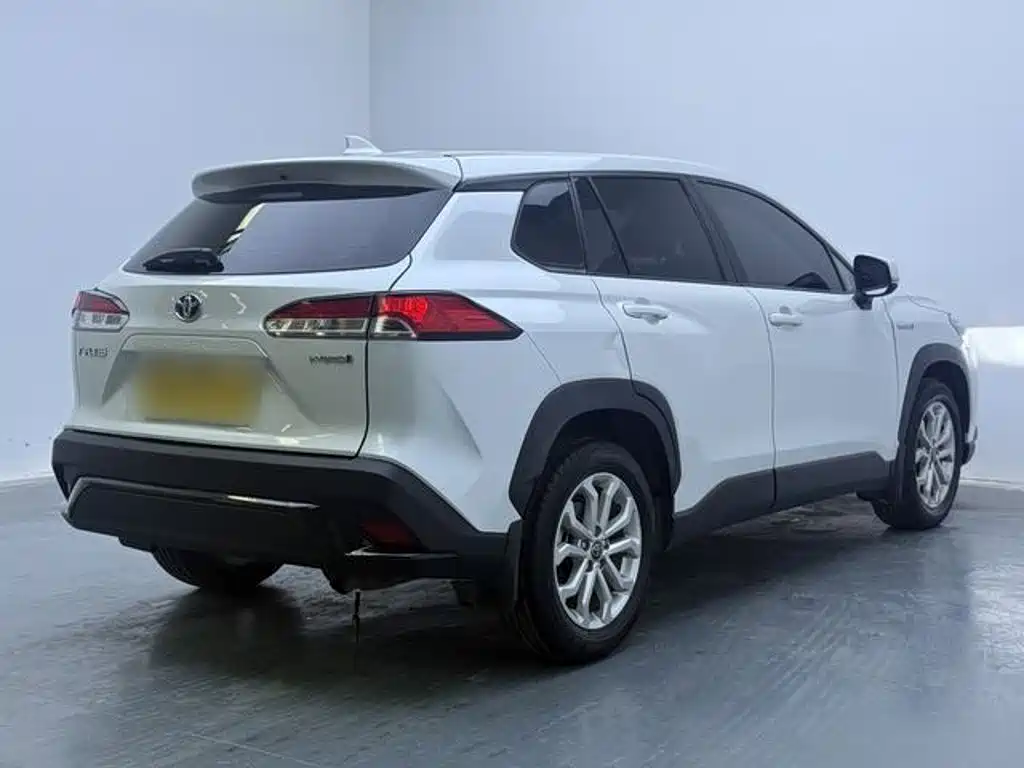 Toyota Frontlander — миниатюра 7